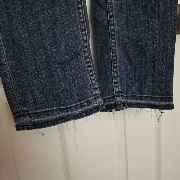 WHBM The Slim Distressed Jeans with deconstructed ankle hem.  Size 0 - Picture 3 of 5